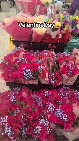 #tiktokviral #❤️😍😍😍 #loveyourself #fyp #foryou❤️ #fyp #🤣🤣🤣 #funnyvideos😂 #funnytiktok #rose #flowers #velentinesday 