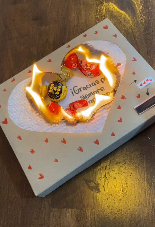 bon o bon y yo te traemos este tutorial para San  Valentín 💘  Descubre su edición especial con relleno fresa  “Amor a la Mexicana