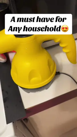 I swear this thing makes my life soo much easier!!!😁😍 #steamcleaner #lifesaver #soeasytouse #cleanssowell #imobsessed #musthave #ihadtoreshare #iminlovewithit 