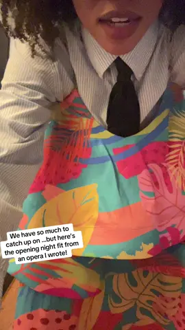 OPENING NIGHT OF THE OPERA…I shouldn’t have twirled like that but I was SOOOO EXCITED! ✨ Not to worry 🩳 I had on shorts!  #singersongwriter #opera #premiere #fashions #colorful #thrifting 