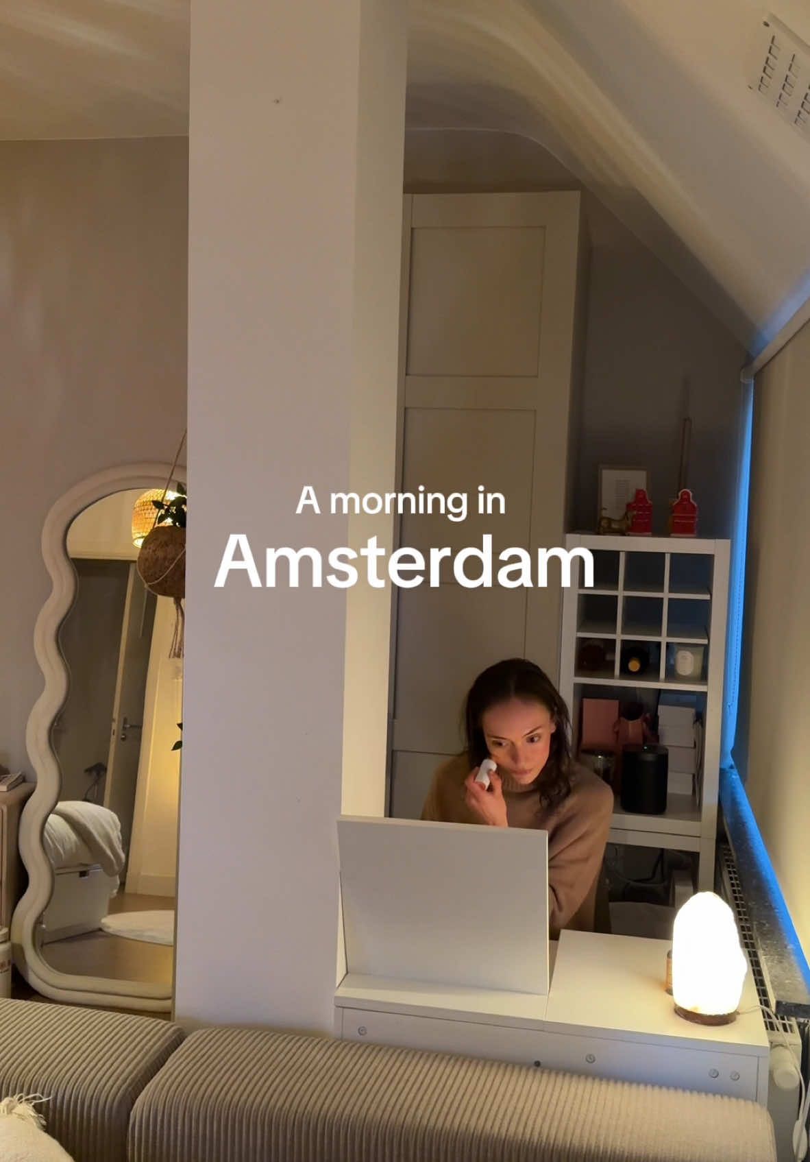 Waking up in Amsterdam FINALLY 🌷☁️ #amsterdam #amsterdamlife #amsterdamliving #amsterdamvlog #morningroutine #morningvibes #amsterdamcity #amsterdamlocal 