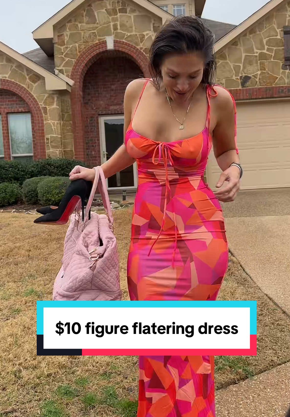 $10 is unreal for this right now! True to size wearing a medium 5’8 tall girl friendly. it has stretch and supports in all the perfect ways. #dresses #dresstoimpress #SummerFashion #fashion #fashiontiktok #spotlightfinds #tiktokshoploveatfirstfind #TikTokShopSpringGlowUp #tiktokshopfinds 