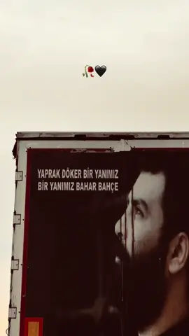 Dinlemesini istediğini etiketle🖤#keşfet #ahmetkaya #beniöneçıkart #keşfetteyizzz 