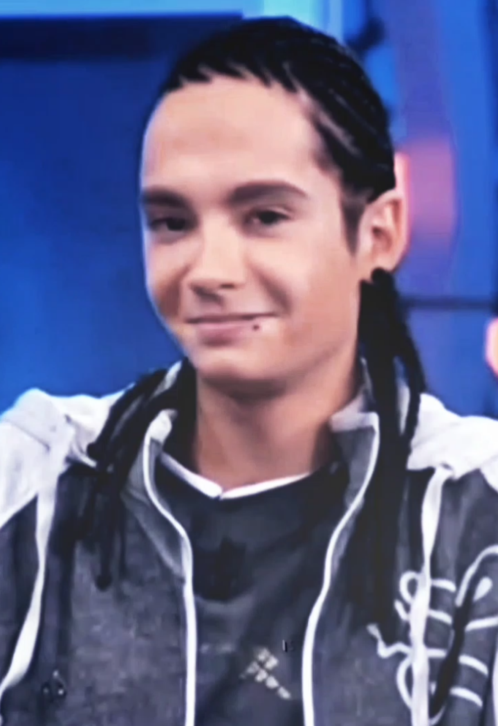 mierda🤌🏻..;#fyp #Viral #foryoupage❤️❤️ #Tomkaulitz #tomkaulitzedit #2000s #tokiohotel ib.kait @𝓚𝓪𝓶𝔂✮ @丰𝕯 𝖗 𝖎 𝖍 ⁴⁸³ @laís✮ @Isa!✮⋆ @dra ✮ @Maxi★ @ana daydream da silva :3 @rena ✭ 