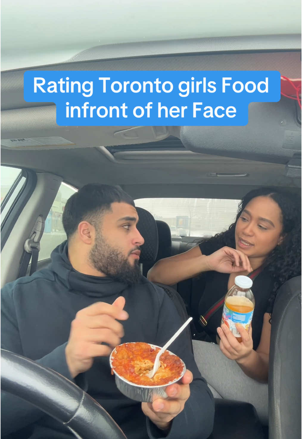 Rating Toronto girls food infront of her face @itzbae.bae #fyp #toronto #food #cooking #review #foodreview #kitchener #kitchenergirl #torontogirl #kitchenerwaterloo #currygoat #macandcheese 