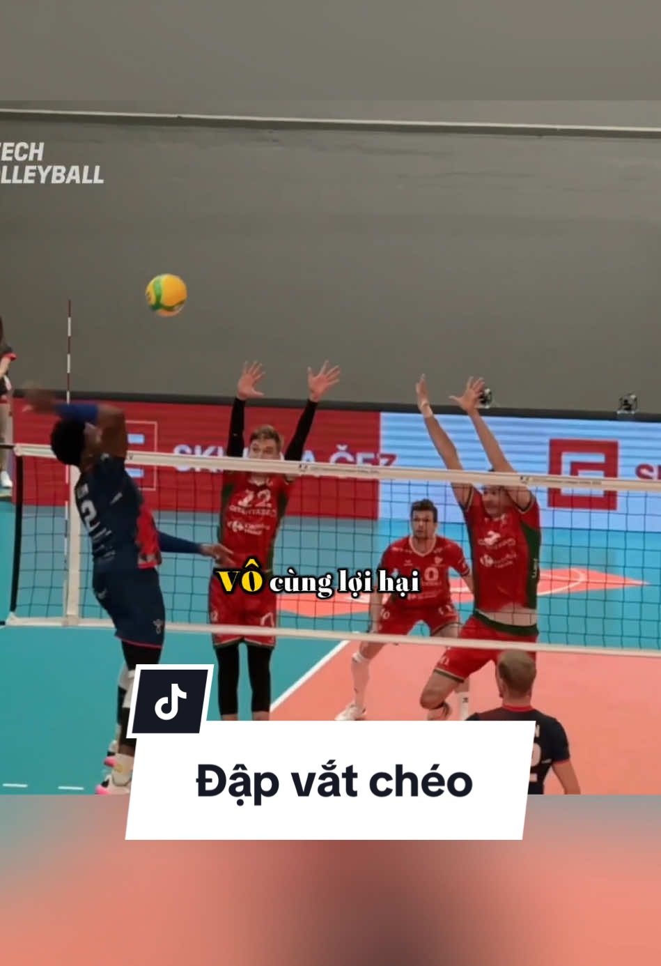 Đập vắt chéo - cross body shot #bongchuyen #volleyball #huongdanbongchuyen #sportsontiktok 