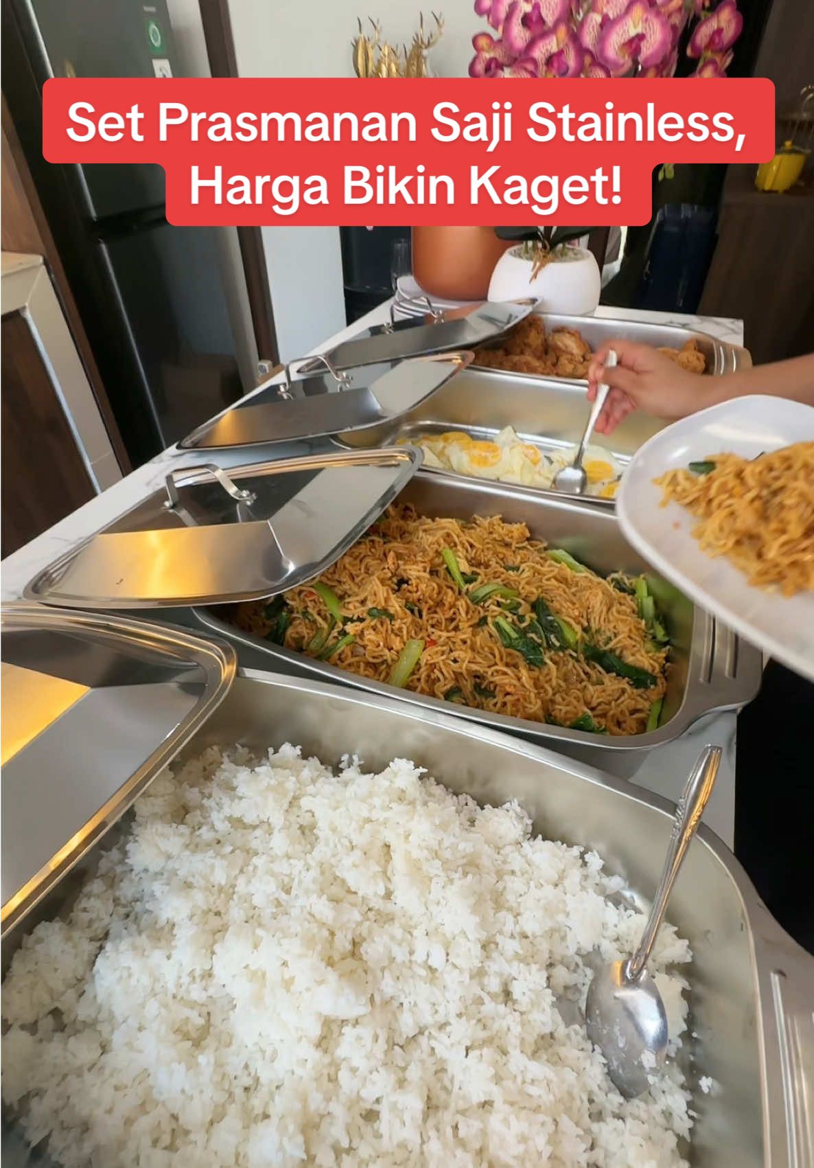 Punya set prasmanan mewah nggak harus mahal! ✨ Desainnya ala hotel bintang lima, tapi harganya bikin happy! 😍 Jangan sampai kehabisan, cek di keranjang kuning sekarang sebelum promonya habis!” Buruan checkout sebelum stoknya ludes! #setprasmanan #setprasmananmurah #prasmananset #prasmananstainless #yearendsale #wibgajian #Gebyarbelanjafebruari #cuantanpabatas #megaguncang1212  