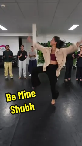 Shubh 🤝🏽 Bhangra Fusion  #shubh #bemine #shubhworldwide #bhangra #bhangralover #bhangradance #bhangrafusion #punjabisong #fyp