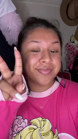 Valentines Day series day 2 💘 #microinfluencer #makeupartist #beautyinfluencer #microbeautyinfluencer #makeup #makeuplook #valentinesdaymakeup #ValentinesDay #valentinesdaymakeuplook #makeupkiss💋 