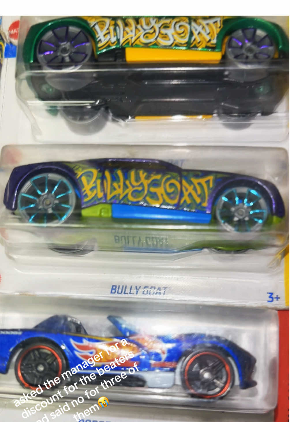 beeeaaatttteeeerrrsssss found some heat at the bottom of the dump bin today you never know what you’ll find 🔥🏎️#hotwheels #hotwheelsdaily #mattel #diecast #hotwheelshunter #hotwheelscollections #fyp #bin #beaters 