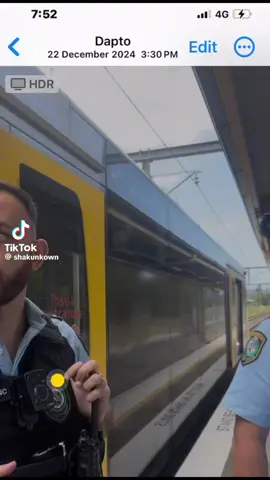 People have asked police to identify themselves at Dapto train station, insisting on the officers revealing their badge numbers. One of the members of nsw police responded by telling the group his name but explained that “we’re not in America” as NSW police officers are not identified by badge numbers. #police #nswpolice #dapto #daptostation #trainstation 