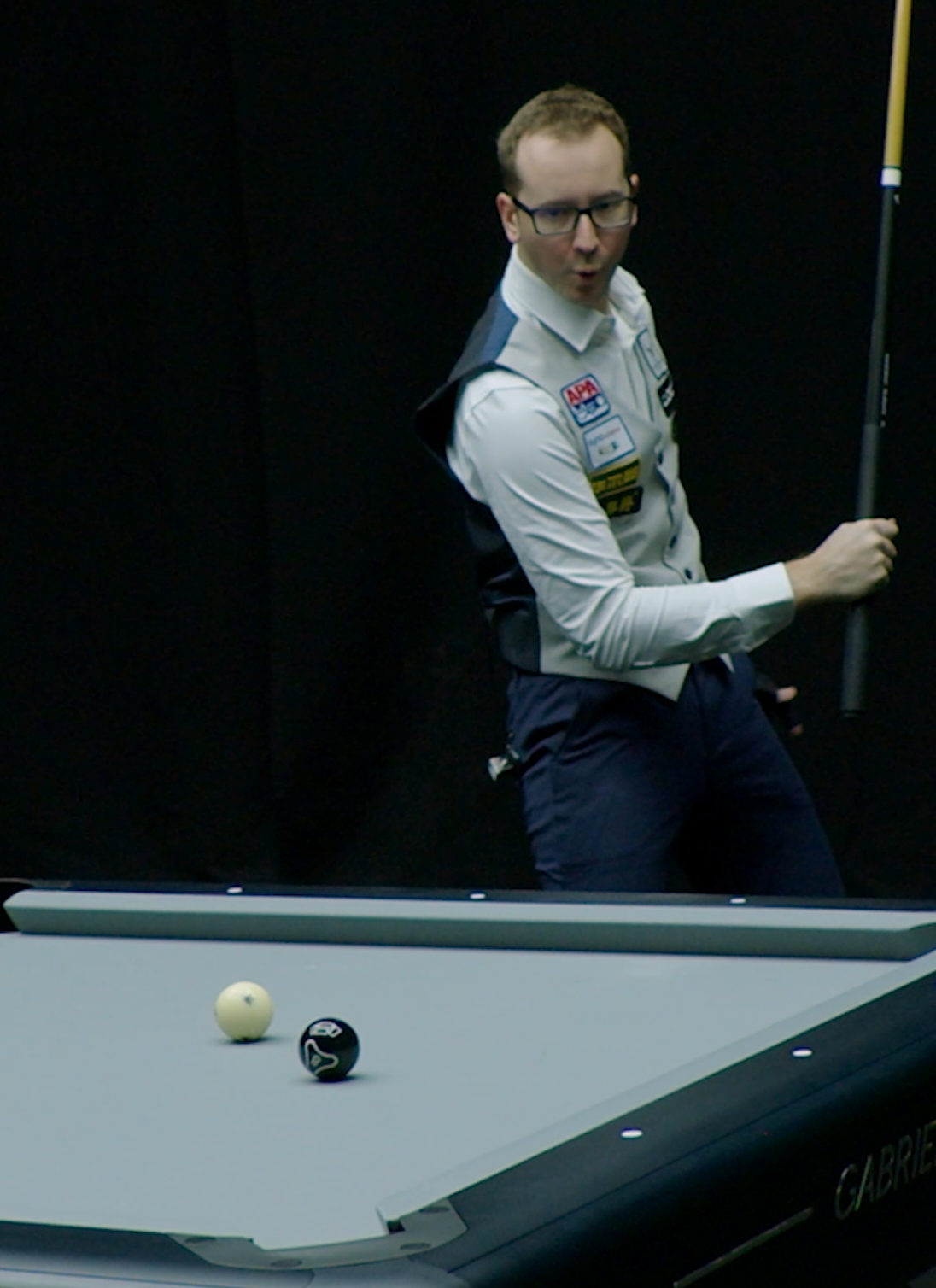 Probably one of my favorite trick shots ever, the Satellite Masse! 🛰️🎱#bilardo #bida #trick #8ball #8ballpool #billiards #snooker #9ball #trickshot #pool #spin 