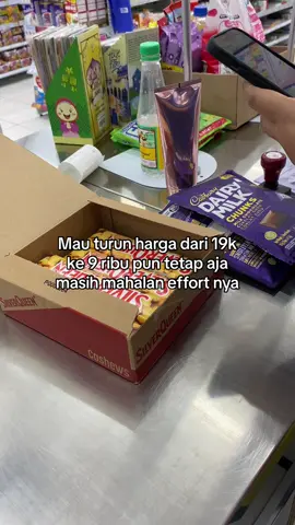 mandiri ya gens#ValentinesDay #tanggal14february #valentine #valentinesdaygift #harivalentine #hadiahvalentine #silverqueen #coklatsilverqueen #silverquen1kg 