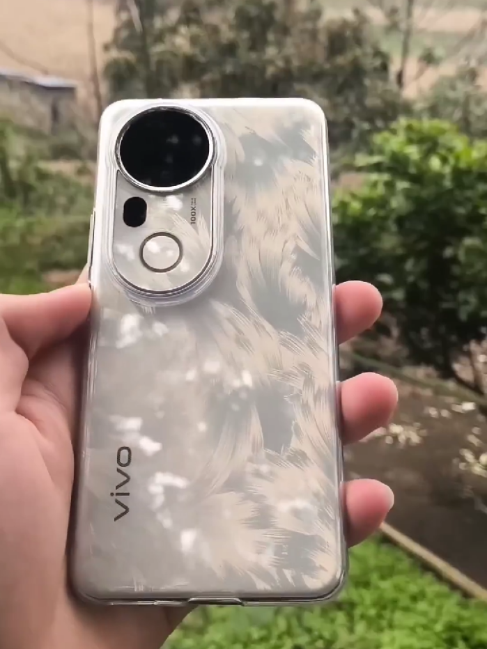 📸 Vivo V50 Pro Camera Test: Telephoto Zoom Power! 🔍   The Vivo V50 Pro is a photography beast! �‍♂️ Watch as we push its telephoto zoom to the limit – from stunning close-ups to jaw-dropping distant shots, this phone doesn’t miss a detail. 🌟 Is this the ultimate camera phone for 2025? Let’s find out! 👀   👉 Follow @tech_saim for more epic camera tests, reviews, and tech tips! #VivoV50Pro #telephotozoom #CameraKing #tech_saim #smartphonephotography #TechReview #TikTokTech 