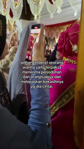 🫂🥺💗 @Yulianaa🐥  #bismillahfyp #tunangan #mapettuada #fyp #foryoupage #xyzbca #fypシ 