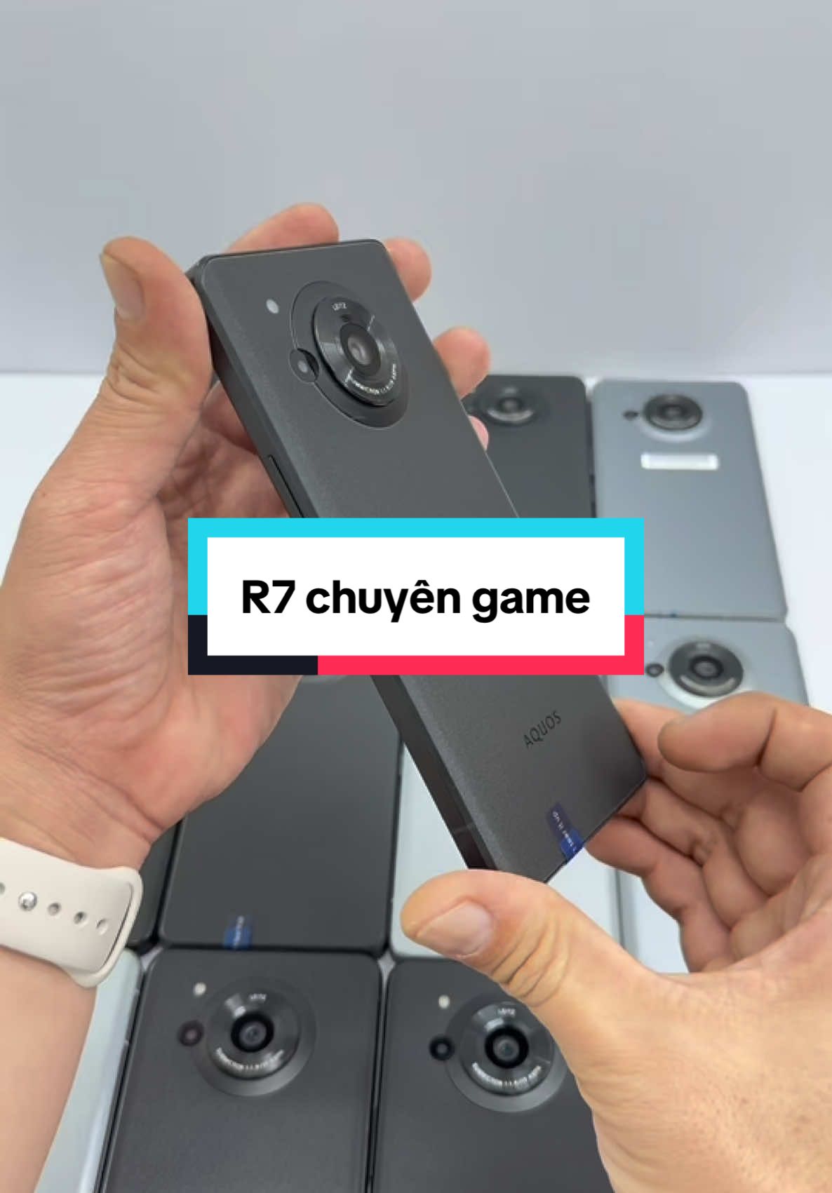 Siêu phẩm chuyên game: r7