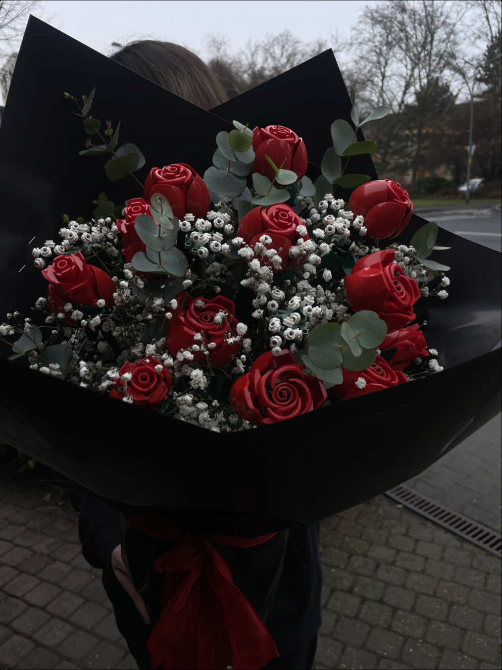 LEGO ROSE BOUQUET🌹 #Valentinstag #BlumenLiebe #FrühBestellen #frankfurthotspot #frankfurthotspot  #valentine #blumenladenfrankfurt #flowerpower #ValentinesDay #bouquet #legorose #legotik 