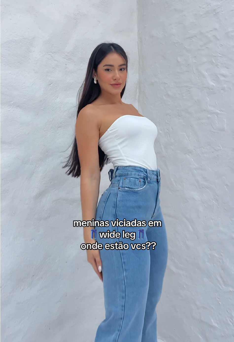 Cadê as besties que amam uma calça jeans wide leg? Vamos ser amigas! 👖 A calça do vídeo é a 28018 da Consciência e já está disponível no app e site conscienciajeans.com.br Use o cupom 🎫 TIKTOK10 para ter desconto 