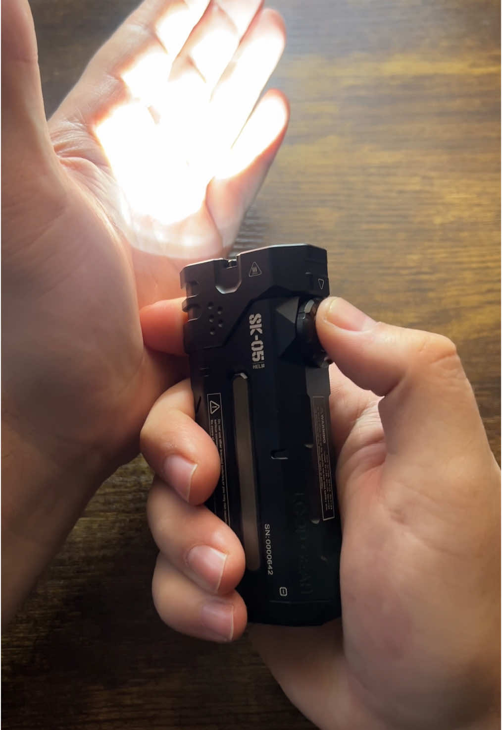 Loop Gear SK05 edc flashlight #outdoorlighting #camping #hunting #TikTokShop #flashlight #edcgear #tacticalgear @LOOP GEAR 