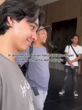 nonton agz karna dari awal promosi selalu kalian yang lewat di fyp gw,setelah lama gak nonton sinet setelah djs terus kalian muncul jadi nonton sinet lagi gegara kalian.kecewa,marah,sedih, setelah semua episode hari ini dan kemarin.semua harapan setiap episodenya mungkin di tampar lebih parah di episode kemarin dan hari ini.gak bohong susah lupakan cerita kalian,susah buat ikhlas untuk menghapus cerita indah mereka selama ini.Tetapi harapan yang selalu kita bangun dalam pemikiran kita,tidak akan sama dengan pemikiran sang cerita.aqeela sudah membuang perasaannya kepada fattah dan dia lebih bahagia dengan mohan,mohan tolong jaga baik² aqeela ya.aku akan berusaha ikhlas kalau emang kayak gini endingnya.Terimakasih fattah aqeela sudah membuat cerita yang sangat indah selama ini. #fattahsyach#aqeelacalista#fatqeel#karam#hubunganselesai#kapalkaram#inanotherlife#agz#asmaragenz#project#fyp#gaksukaskip📵#beranda#viral#rameinyuk#masukberandafyp#foryoupage#berandafyp#masukberandafyp#fyp#fyp#fyp#fyp#fyp#fyp#fyp#fyp#fyp#fyp @fatso @Aqeela Aza Calista 