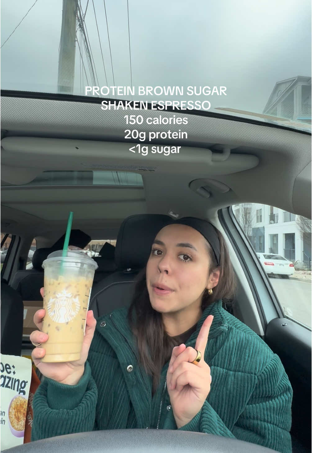 high protein brown sugar shaken espresso ☕️ 🫶🏼🤎 #brownsugarshakenespresso #highprotein #proteincoffee #healthystarbucks 