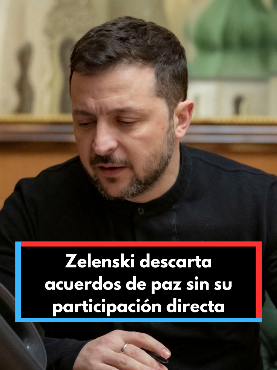 🔸 Zelenski no aceptará ningún acuerdo de paz en el que no participe directamente. Donald Trump, le llamó después de hablar con Putin, quiere empezar a negociar pero no aclara el papel de Zelenski.  El presidente estadounidense quiere poner fin a la guerra de Ucrania y asegura que trabajará con el líder ruso para que sea lo antes posible. #noticiastiktok #news #noticias #putin #donaldtrump #putin