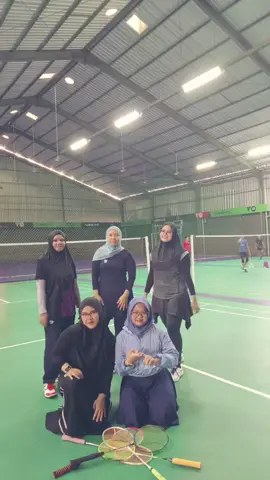 makminton #emakemakmaenbadminton