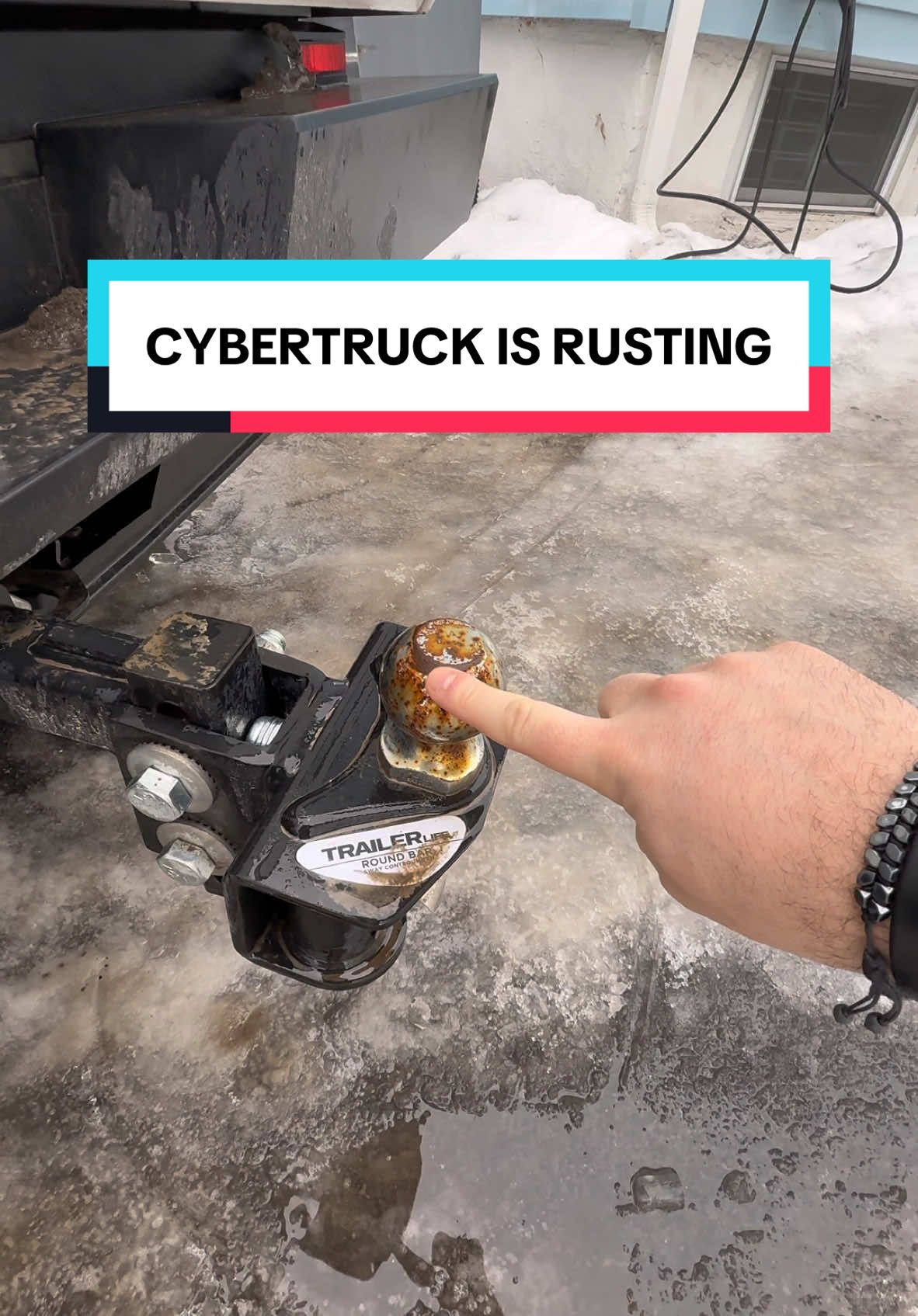 i can’t believe it’s rusting already… #tesla #cybertruck 