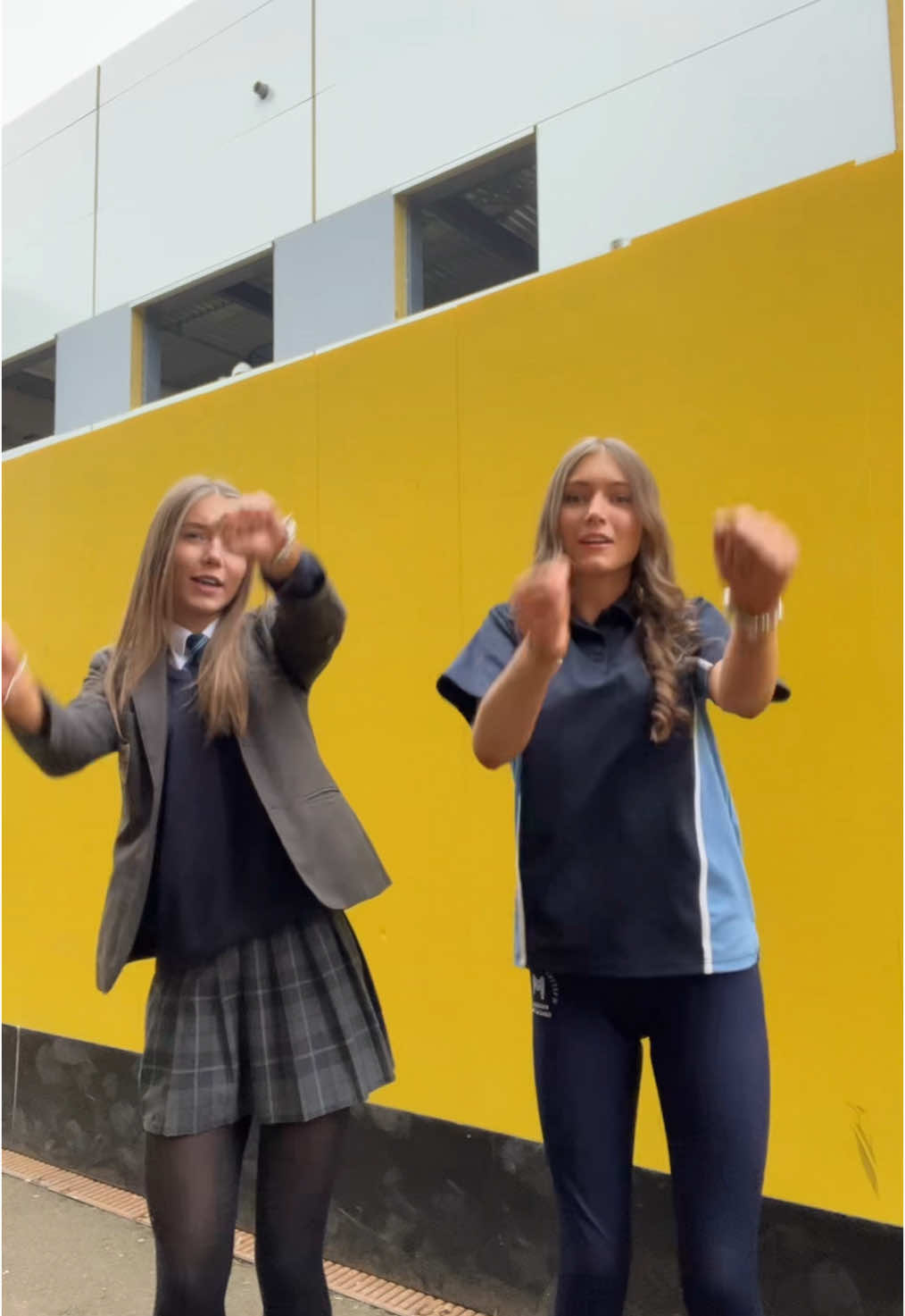 #fyp #viral #viral_video #blowup? #dancetok #dance #foryou #blowup? #bestfriend #xybca 