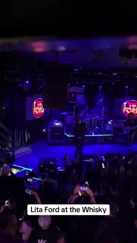 #lita #viral_video #fyp #guitartok #rockmetal #solo #metalrock #fouryou 