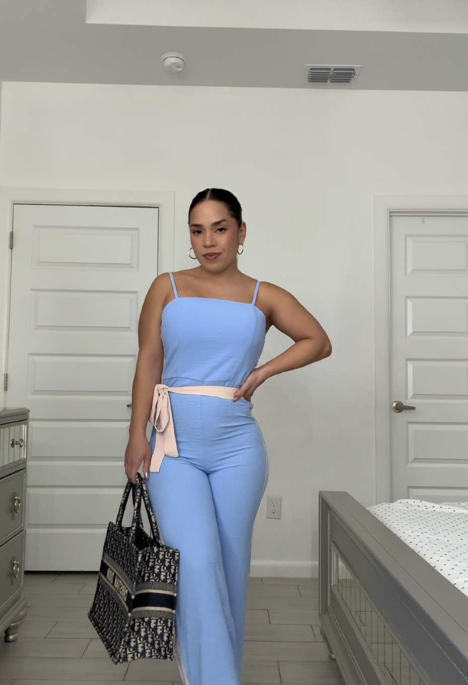 @ChicMe_official #jumpsuitstyle #jumpsuit #onepieceoutfit #TikTokShop #tiktokshop #tiktok #fyp #creatorsearchinsights 