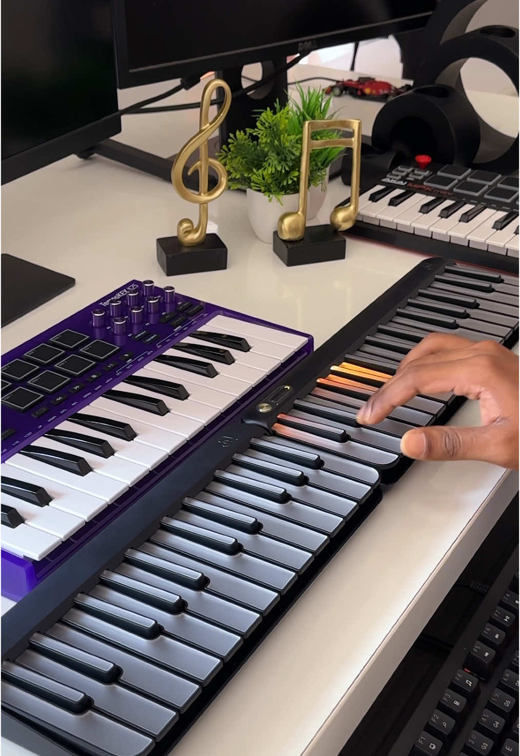 Wait for the Iconic Melody 🎶👁️ Instruments Link In Bio 🎹