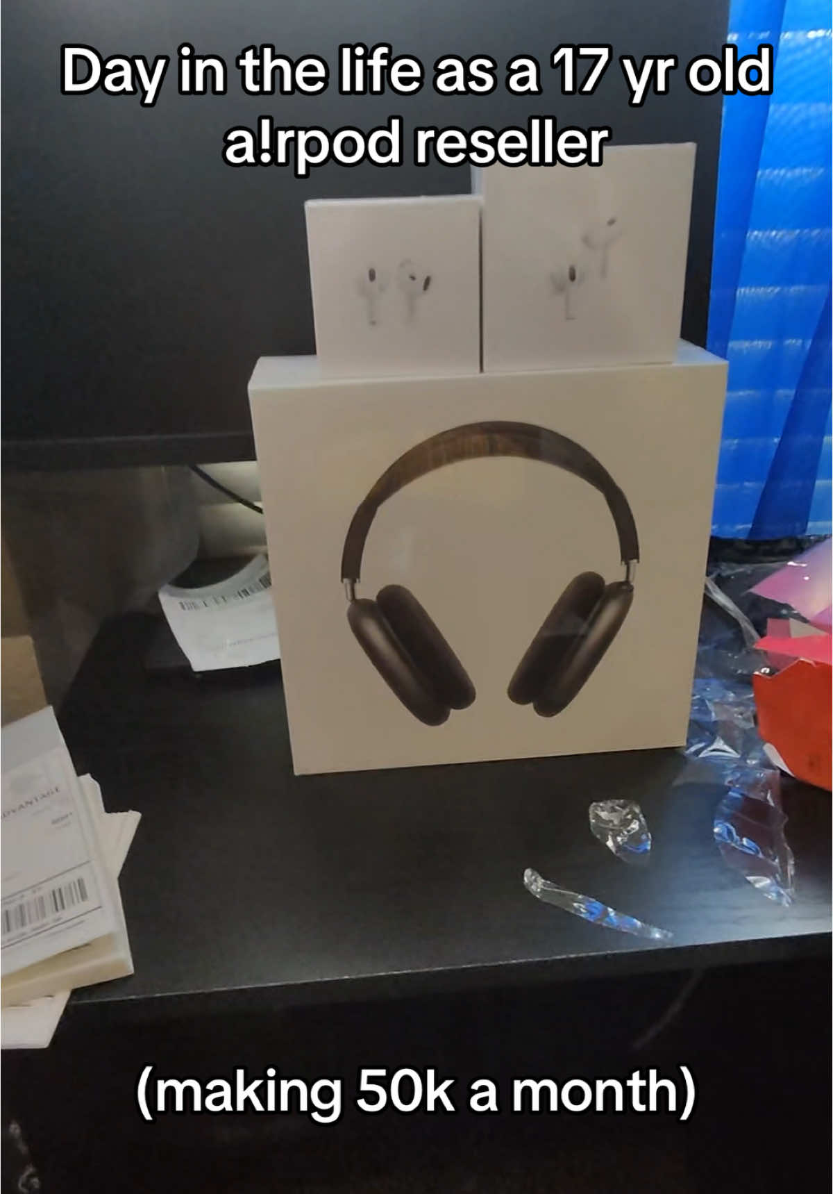 Day in the life as a 17 yr old reseller #airpods #reseller #wifimoney #emoney #supplier #airpodreselling #airpodresellingtips #airpodmax #erich #punchmadedev #reselling #pov #internetmoney #vendor #ecommerce 