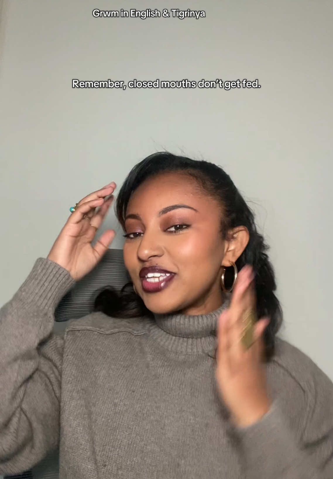 Day 24| going to tell everyone at work to only look at  my right side 😂😚 #eritreantiktok products used : @urban decay serum foundation @GenSeeBeauty pink lipstick tobi and jelly lip gloss + mascara @Bloomeffects dew drops @Kosas brows pencil @RMS Beauty blush and bronzer @MOB Beauty powder and lip liner + powder eyeshadow 