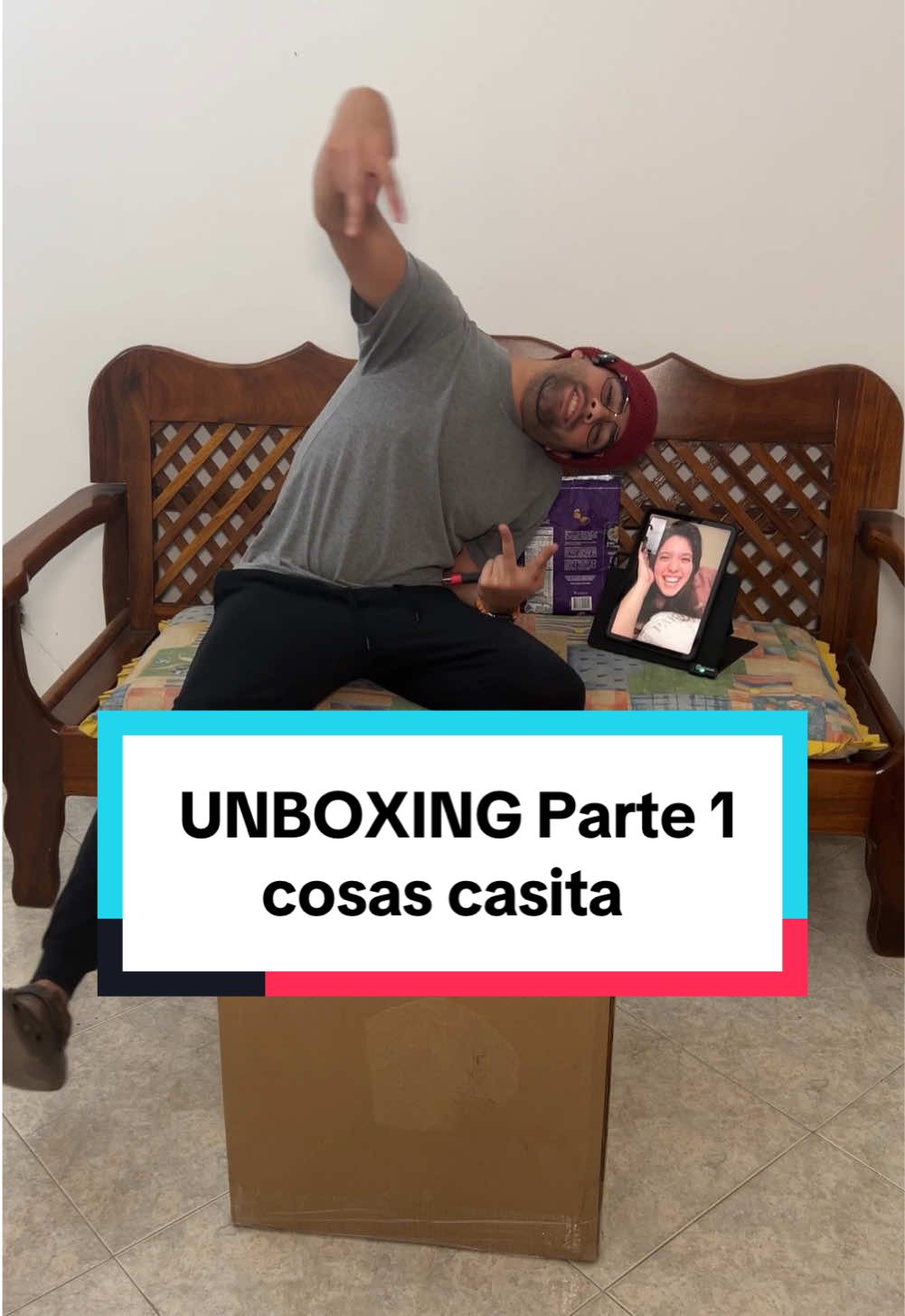 UNBOXING - Cosas para la casita📦🏠 Por fin David se dignó a editarrrr, como el lo grabó el me dijo que lo quería editar así que lo dejé🥺😍 Mil gracias a Johannly por el regalo, y gracias a todas las personas que nos han regalado algo para nuestra casita, significa muchísimo para nosotros, espero que todo lo bonito que den se les multiplique🥹🫶🏻 Y recuerden que apoyando nuestros videos comentando y compartiendo también nos ayudan muchísimo🙏🏻 Gracias por todo el apoyo que siempre nos dan❤️ Aquí de donde son las cosas👇🏻👇🏻 -AMAZON: Alfombra Pelapapas  Cámaras  (En mi bio tienen los links🫶🏻) -SHEIN: Filtro ID: 28587768 Bolsas ropa ID: 12964916 Bolsas zapatos ID: 12499151 Ensaladera ID: 34031430 Rallador ID: 31342586 Envase aguacate ID: 20992040 -SHOPMISSA: Hombre para té Cuerdas de saltar  Masajeador cabello  Esponja cuerpo  Apaga vela  Quita pelusa  #unboxing #houseunboxing #housedesign #houserenovation #housedecoration #kitchendecor #kitchentools #housetools #haul #amazonfinds #amazonhome #amazongadgets #amazonshopping #sheinhaul #sheinfinds #sheinhome #sheinshopping