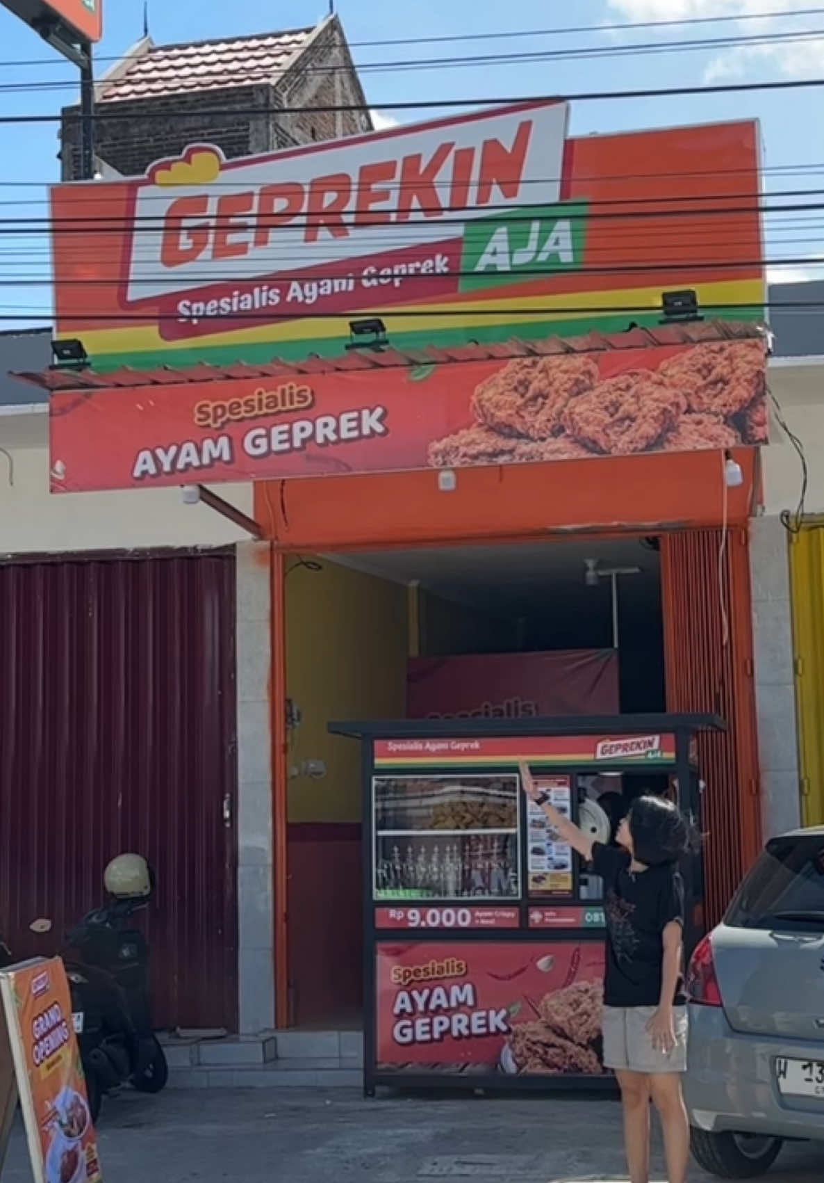 GEPREKIN HADIR DI TROWULAN‼️ Makin mantaabbb @Geprekin Chicken  Promo Rp. 6.900 tanpa batas porsi sampai tanggal 15 Februari 2025 Promo Rp. 6.900 berbatas porsi tanggal 16 - 26 Februari 2025 Lokasi 50 meter dari jalan raya Provinsi ke arah Kolam Segaran #mojokertojalanjalan #geprekinchicken #trowulan