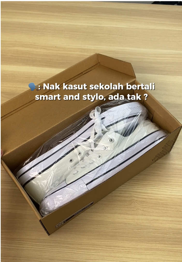Mestilah ada, kasut ni bukan saja boleh jadi kasut sekolah, tapi boleh dipakai to fit in into your daily lifestyle juga tau 🤗 ! Paling best, selesa dan tapak tebal #BataMalaysia #KasutBataMalaysia #foryou #fouryoupage #fyp #kasutsekolah #kasutsekolahlelaki #kasutsekolahperempuan 