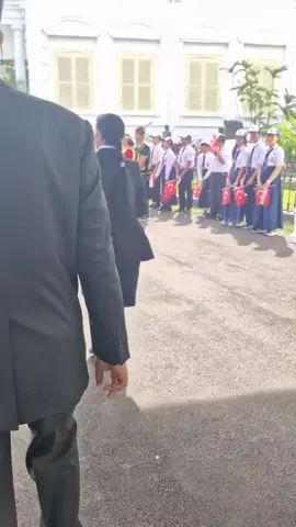 Ibu & kakak bos andalan dlm persiapan Kunjungan Presiden Turki Mr. T. Erdogan...