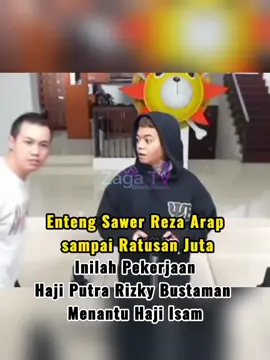 Enteng Sawer Reza Arap sampai Ratusan Juta, Inilah Pekerjaan Haji Putra Rizky Bustaman Menantu Haji Isam. Nama Haji Putra Rizky Bustaman baru-baru ini menuai sorotan publik. Pasalnya, beberapa waktu lalu ia tak tanggung-tanggung memberikan saweran senilai ratusan juta kepada Reza Arap saat melakukan siaran langsung.  Haji Putra Rizky Bustaman merupakan menantu dari sosok crazy rich asal Kalimantan. Haji Putra menggunakan akun HP969 untuk memberi saweran sebesar 250 juta rupiah kepada Reza Arap selama siaran langsung berjudul MARAPHTON. Hal ini lantas membuat Reza Arap dan teman-temannya terkejut, begitu juga dengan penonton lainnya.  #rezaarap ##hajiputrarizkybustaman #hp969 #hajiisam #rizktbustaman 