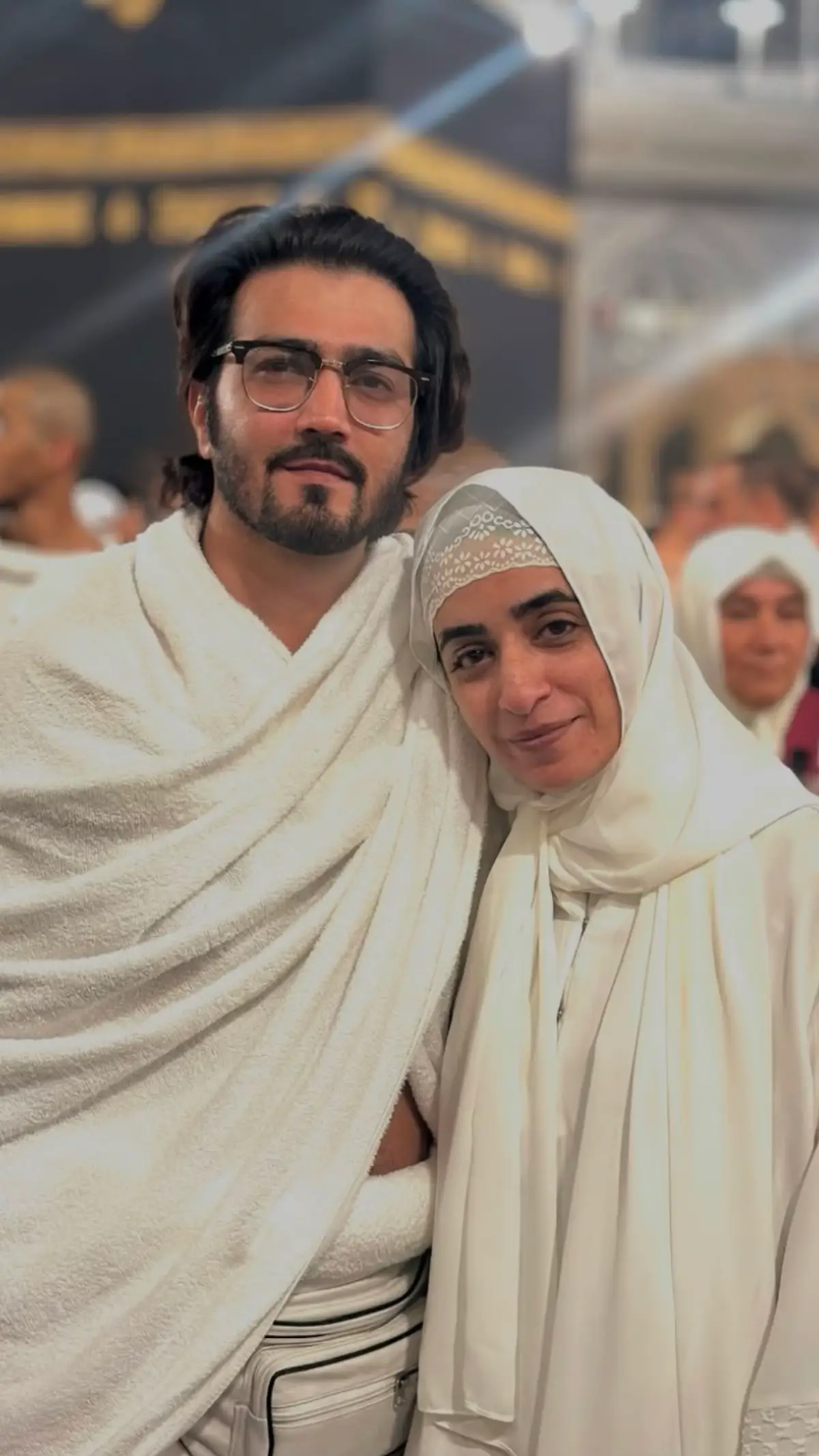 Umrah Mubarak Shahzad Sheikh & wife Hina Mir 🤍 #shahzadsheikh #pakistanicelebrities #lollywood #fyppp #fyp #1millionaudition 