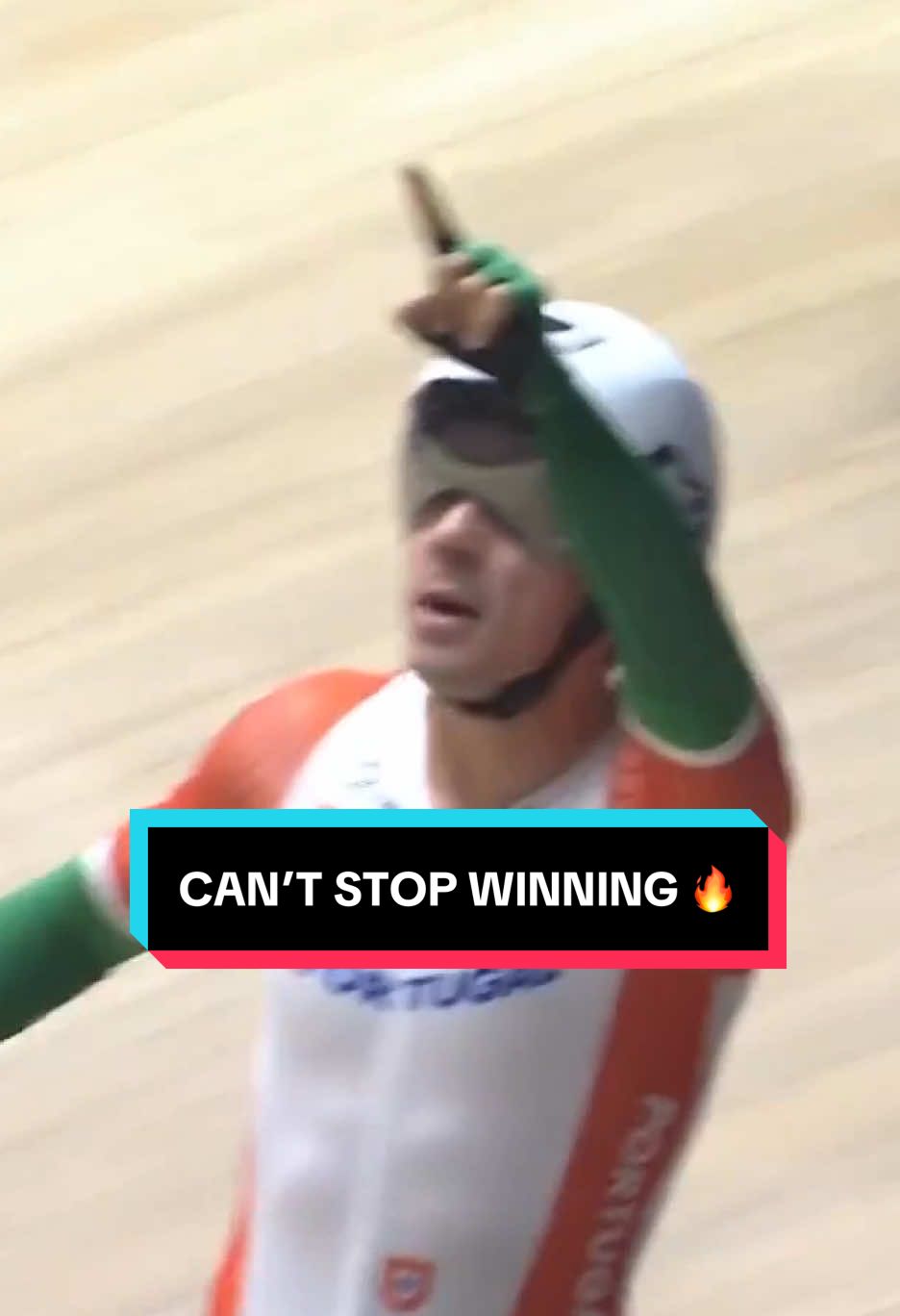 Iúri Leitão wins AGAIN! 🇵🇹 Iúri Leitão backs up his points race victory with a win in the Scratch race at the European Track Championships! 🎉 #cycling