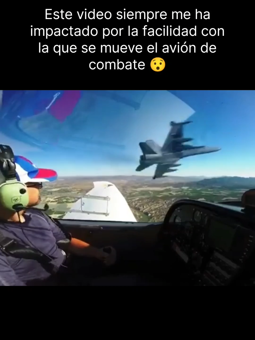 Recuerdos: avión de combate profesional saluda a avioneta aficionado #aviation #increible #espectacular 