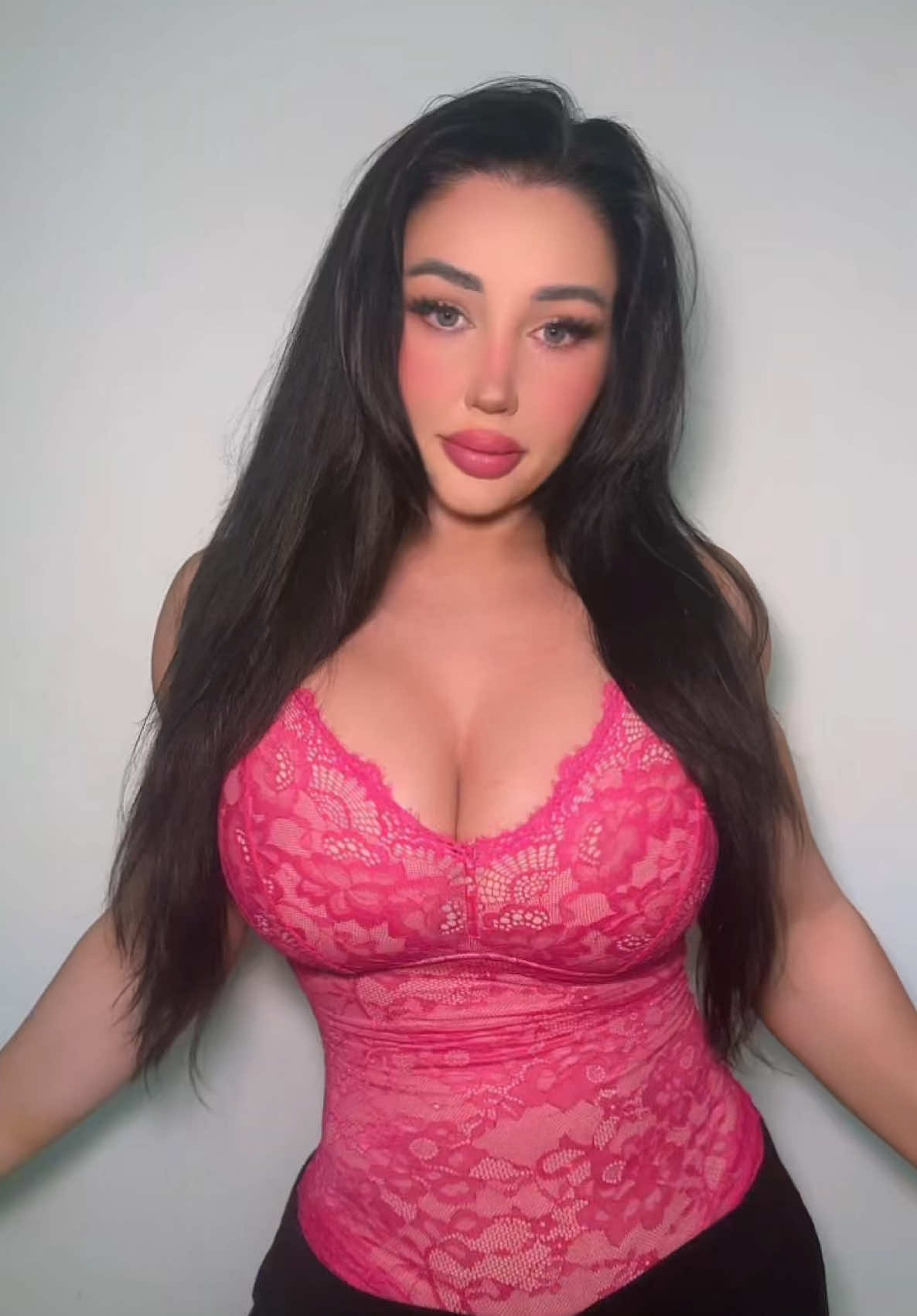#shapewear #review #curvyfashion #ValentinesDay #girlythings 