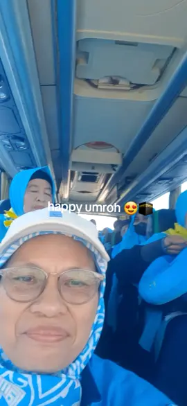 Panggil kami setiap tahun yaa Rabbanaa #umrohbarengyuk #samira 