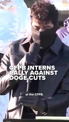 Federal workers rallied against DOGE cuts outside the Department of Health and Human Services Headquarters in Washington DC. READ MORE: https://bit.ly/4hBQSgzRead more by clicking the link in the bio. #doge #cfpb #elonmusk #donaldtrump #politics #news