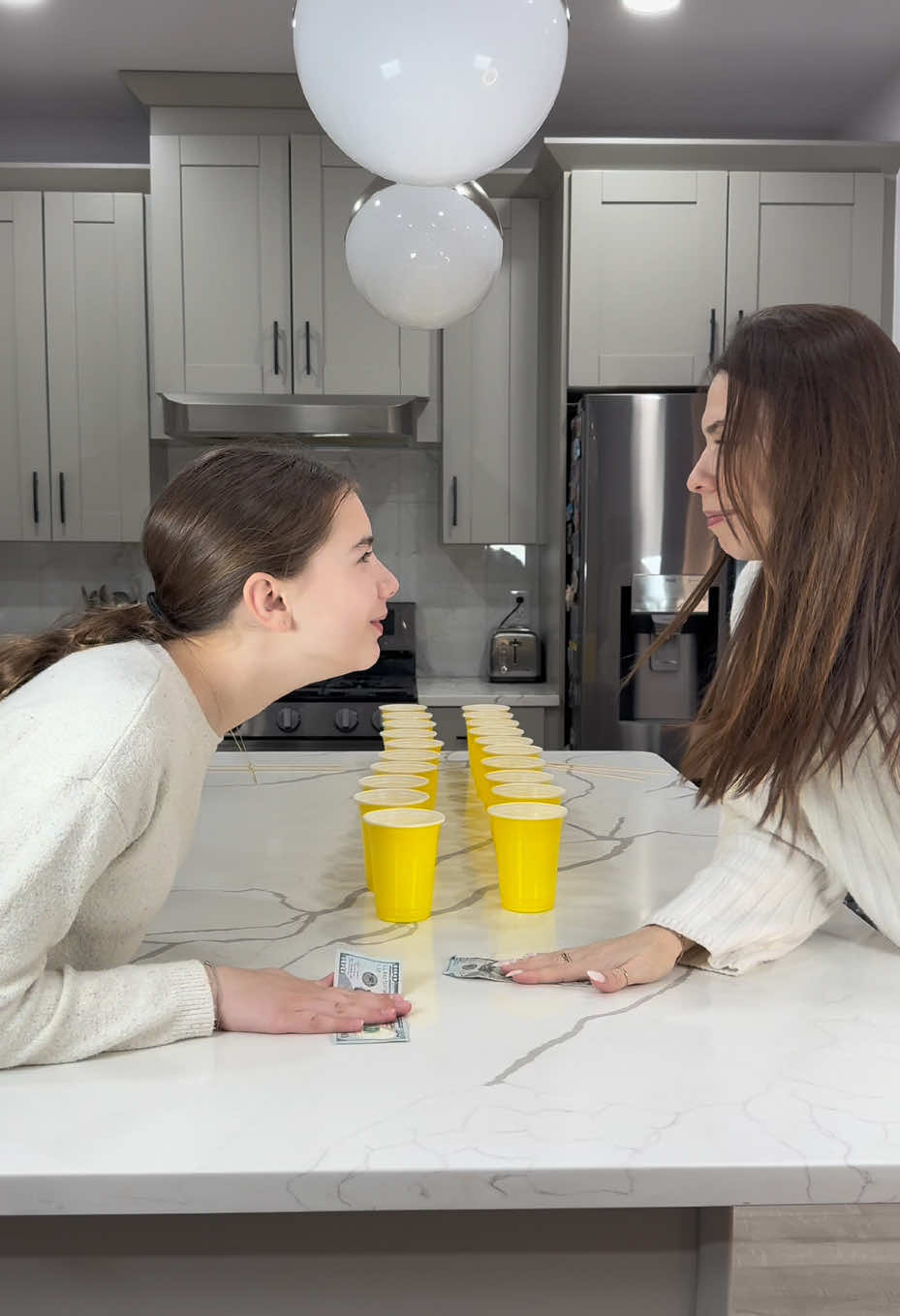 10 cups in 10 seconds challenge 🤞😂#family #funnyvideo #humor #challenge 