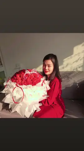 ကိုယ်ပျော်ရွှင်နေပါတယ်#vdaygift #foryou #thankb4udo #happyvalentine #fyppppppppppppppppppppppp #trend #beauty #viralvideo #lashio #alphaflorist 
