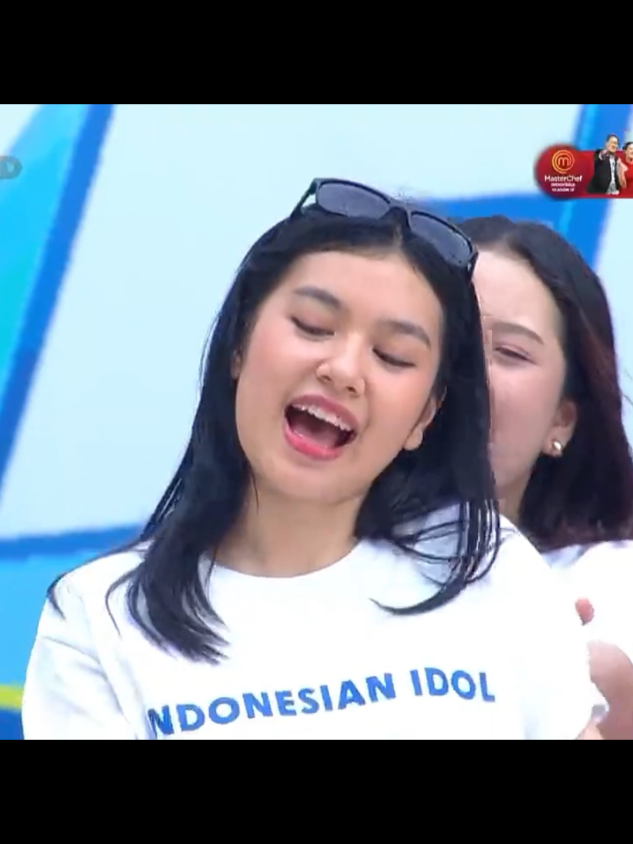 Yayy happy 21th birthday @vanessa.simorangkir 🎂🤍 Wish u all the best and god bless you always🥰 Semoga semakin percaya diri dan terus melaju di idol sampai jadi juaranya✨ #vanessa #birthdaygirl #happybirthday #dahsyatnyaweekend #rcti #vanessence 