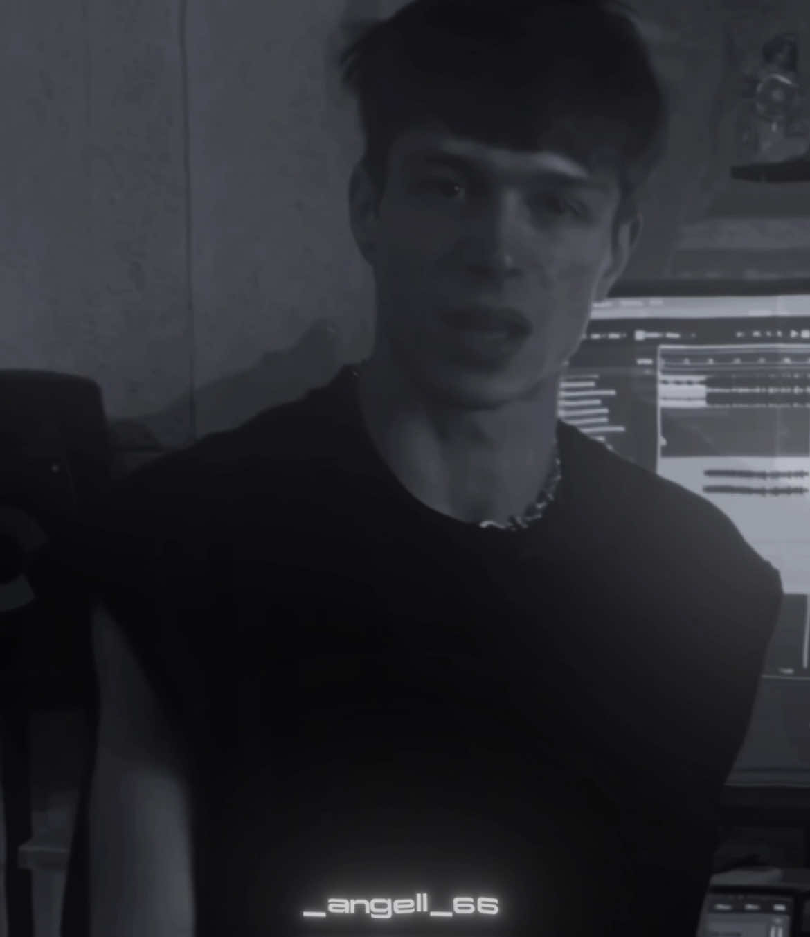 #глебкалюжный & #pharaoh  тгк - осколки стекла мне кажется что Глеб был создан для эдитов под фару😻 #fypシ゚viral #эдит #рекомендации❤️❤️❤️ #foryoupage #recommendations #глебкалюжный 