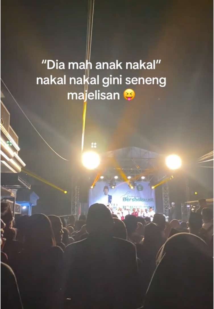 Seneng majelisan ora seneng mendem🫣 #mahabatun_nabi #majelissholawat #mahabatun_nabi #mahabatunnabibanyuwangi #mahabatunnabi #arekbanyuwangimajelisan 